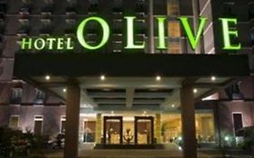 Hotel Olive Karawaci